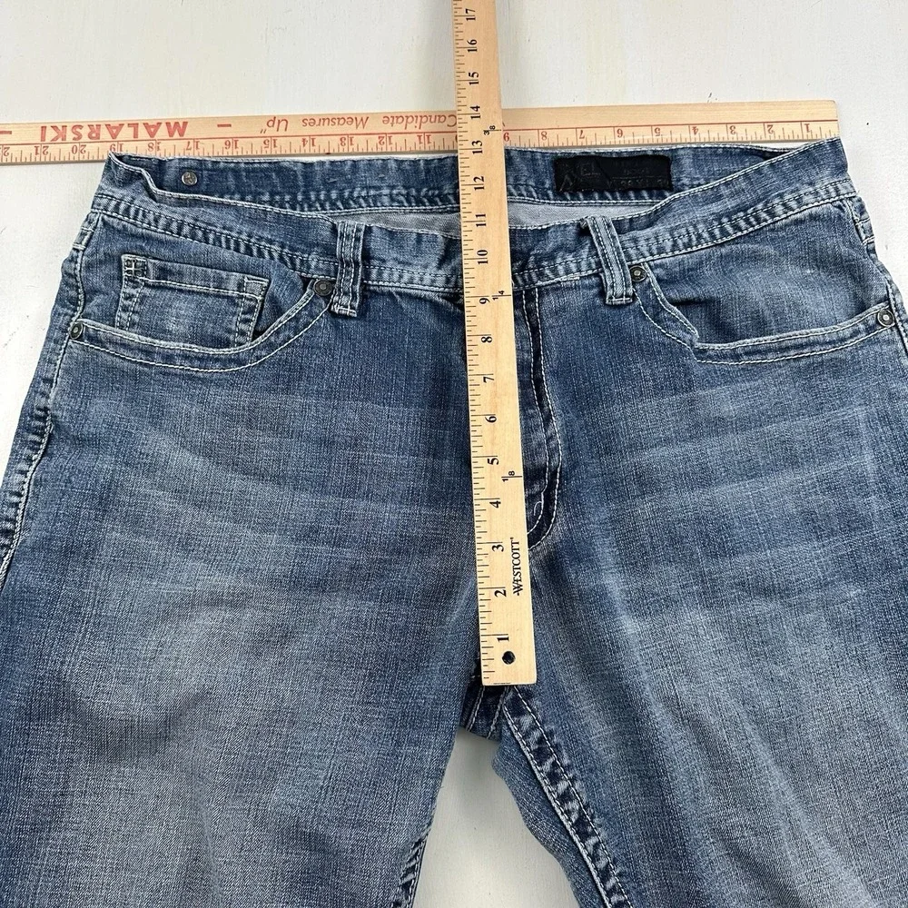 TK Axel Vintage Boot Cut Flap Pockets Jeans Men Fits 38x31 Denim Blue Distressed